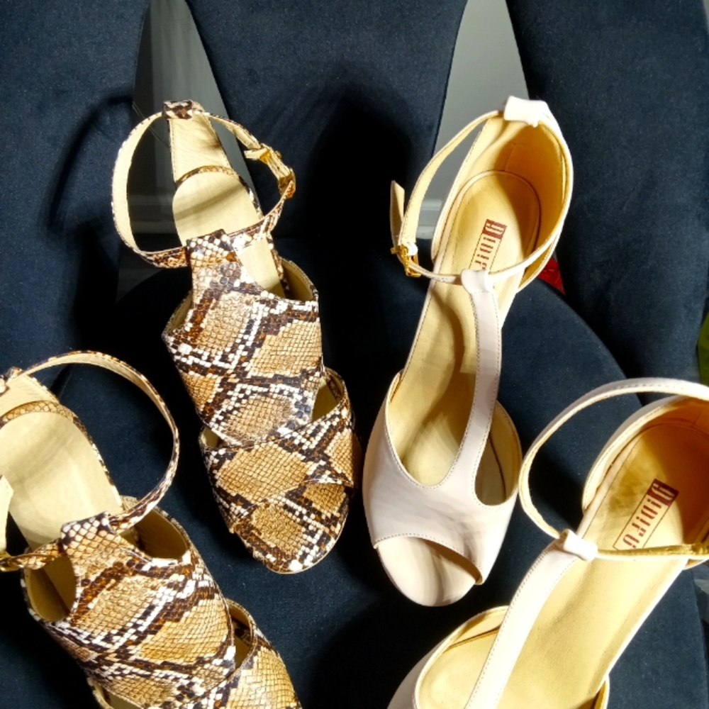 BOGOFREE SZ9.5 HEELS. GREAT CONDITION - Picture 6 of 16